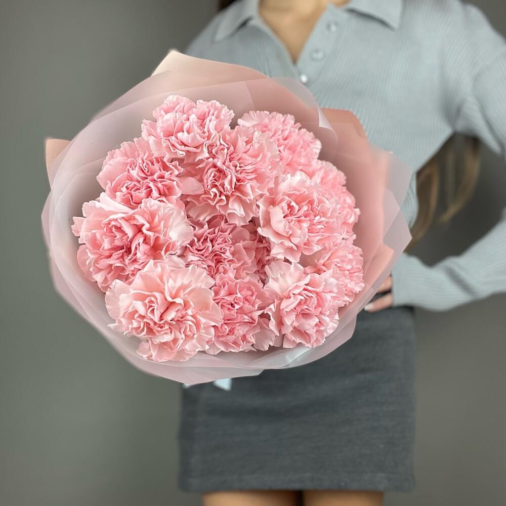 Розовые гвоздики